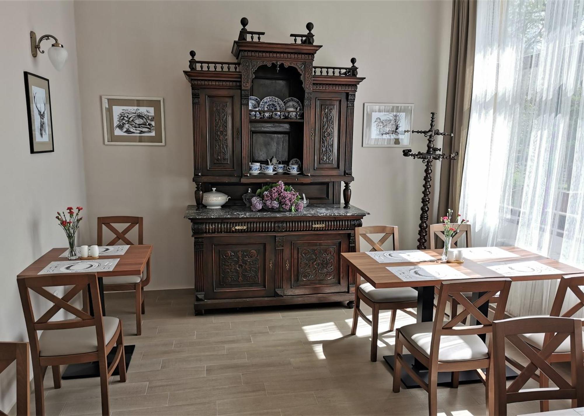 Hotel Svycarsky Dum Sneznik Екстериор снимка