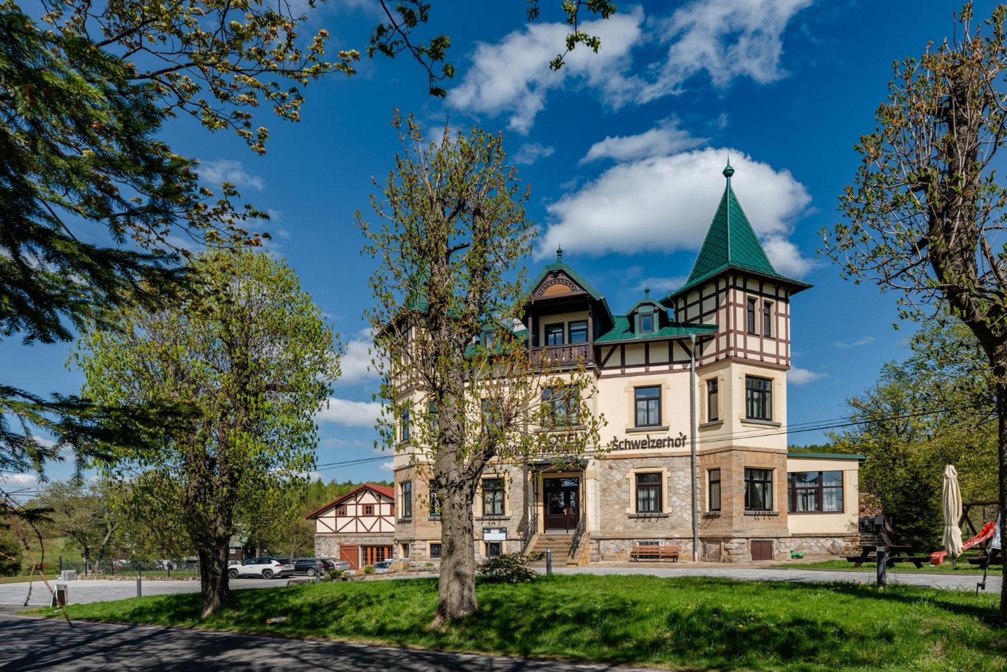 Hotel Svycarsky Dum Sneznik Екстериор снимка